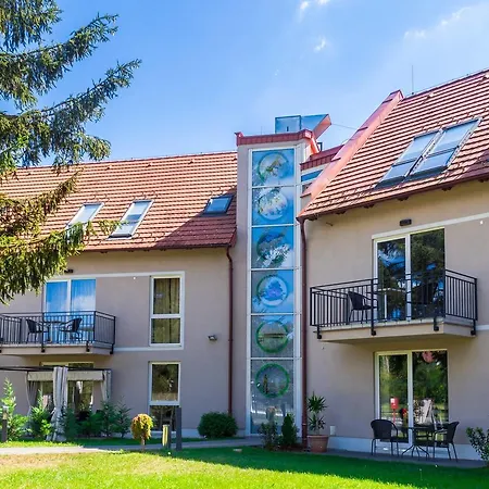 Fresh Hotel Apartmán *